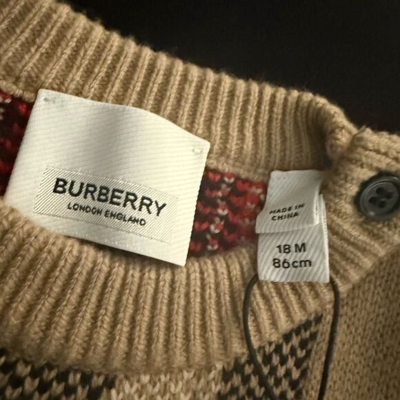Brand new with tags Burberry wool cashmere  Sweater 18 months - Picture 4 of 5